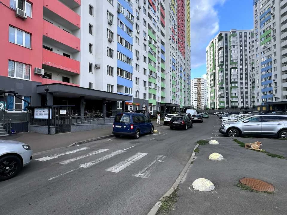 Apartment. Brovary, Vasyl Sимоненка street