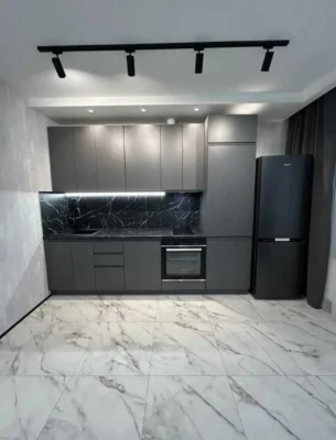 Studio apartment with renovation, 2nd floor, Metalyrgiv 35, Brova