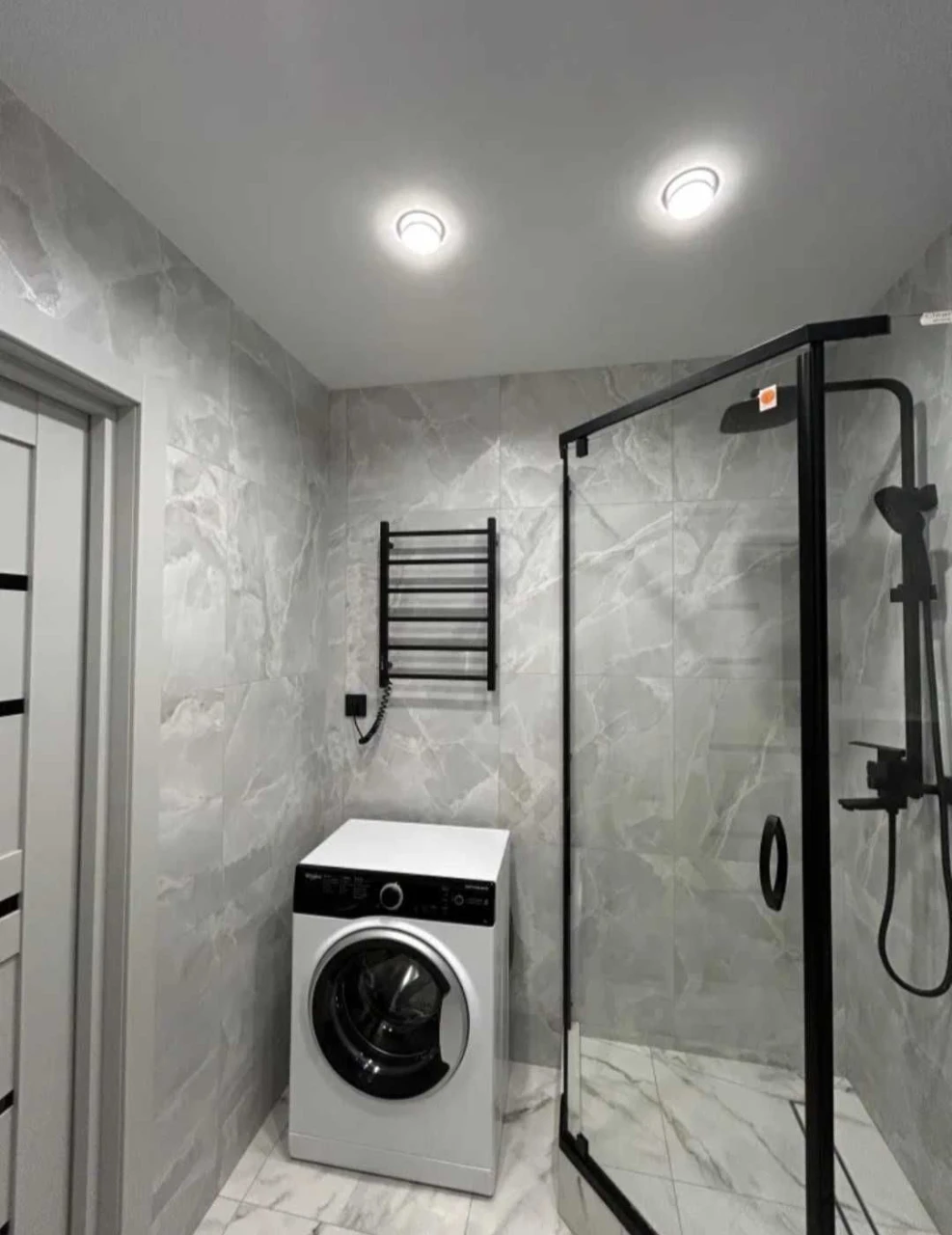 Studio apartment with renovation, 2nd floor, Metalyrgiv 35, Brova