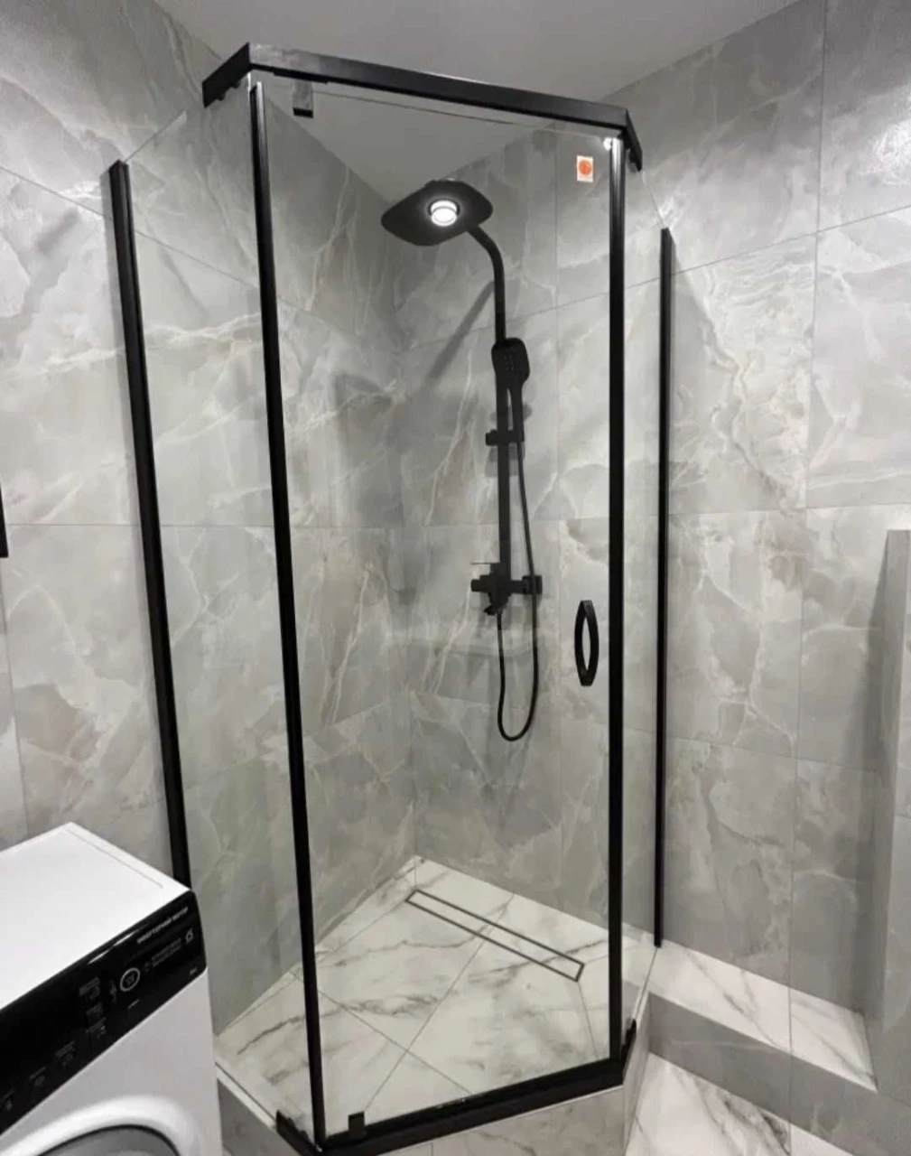 Studio apartment with renovation, 2nd floor, Metalyrgiv 35, Brova