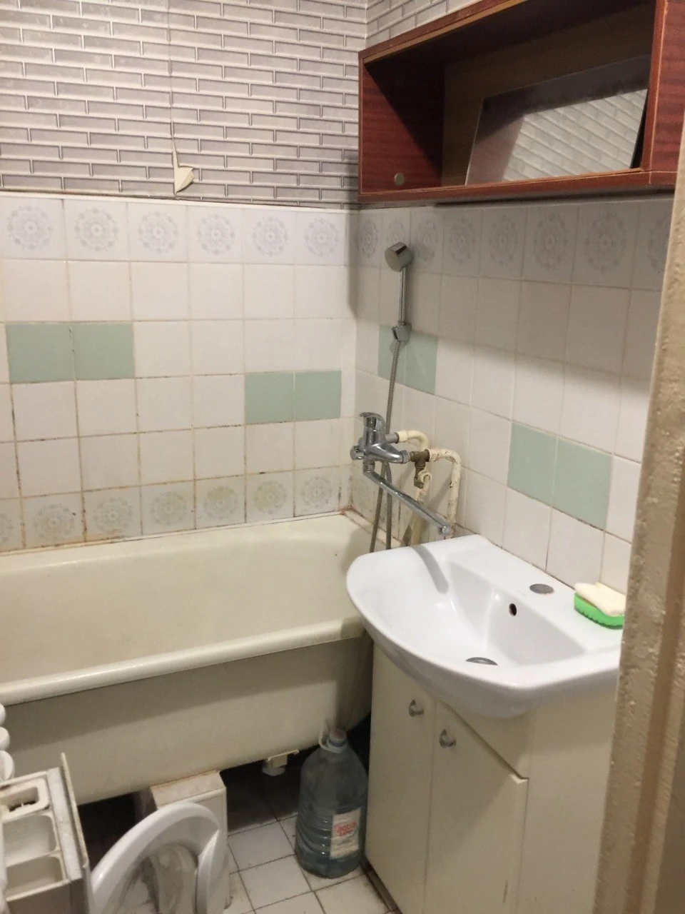 Sale of a 3-room apartment, Independence Avenue 12