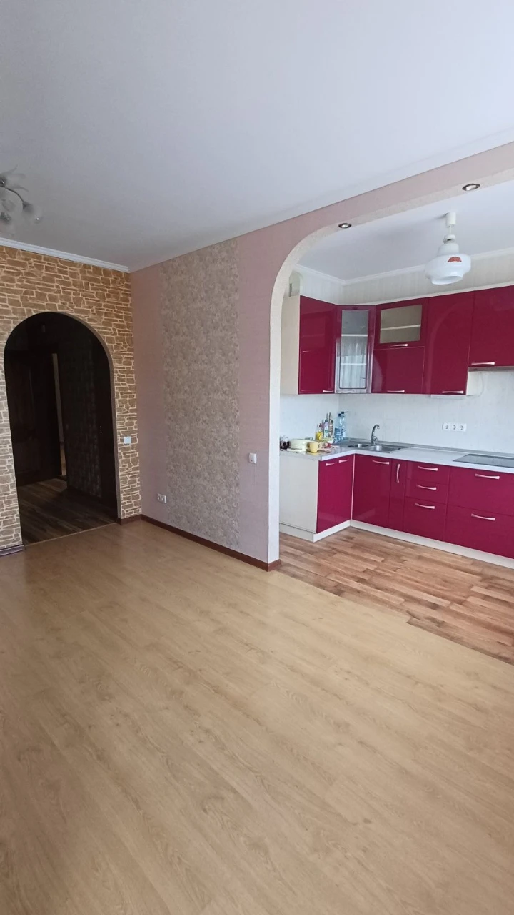 Продажа 1-комнатной квартиры в ЖК "Купава", ул. Симоненка, г. Бровары