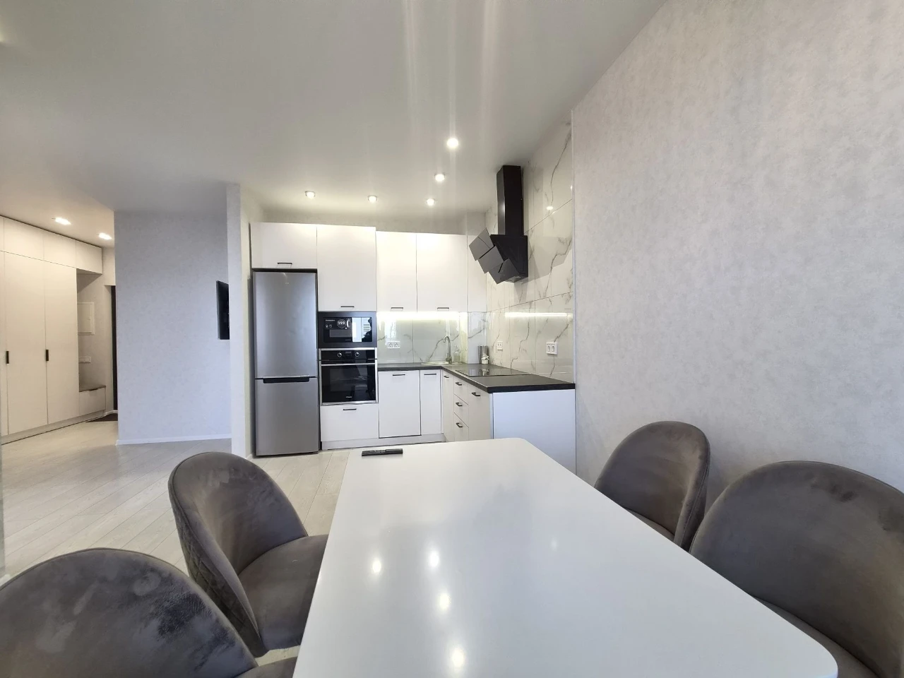 Продаж 1 к кв 47 м², ЖК Саванна Сіті