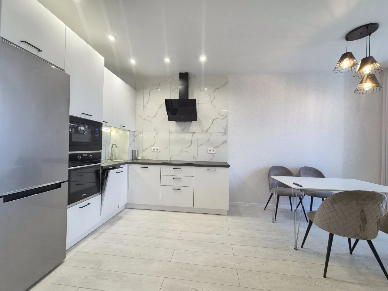 Продаж 1 к кв 47 м², ЖК Саванна Сіті
