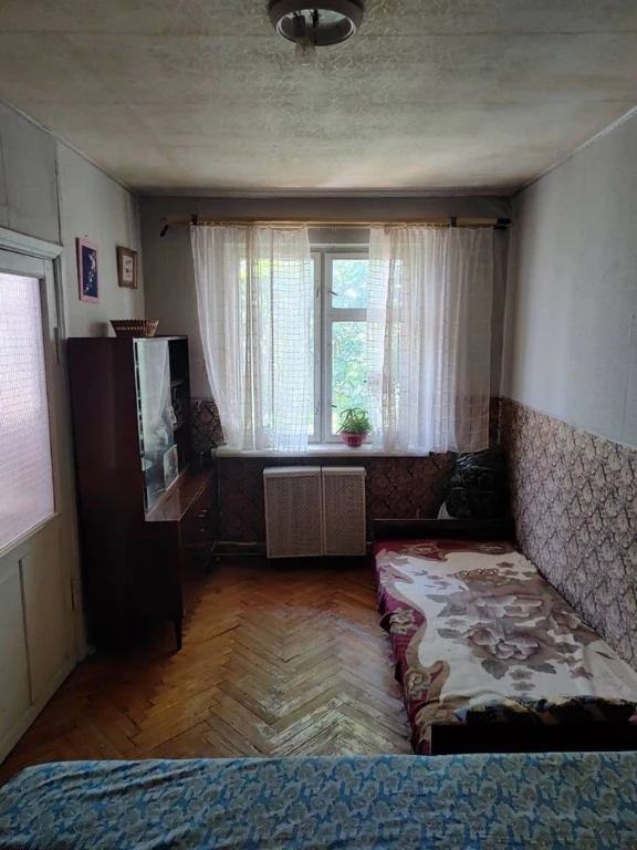 2-room apartment for sale in the city center!