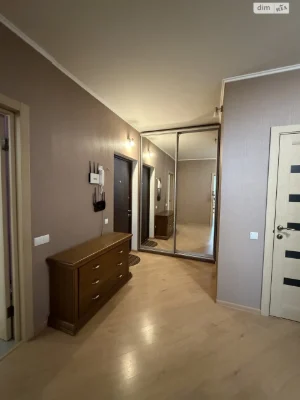 Apartment for Sale: Green Parrot