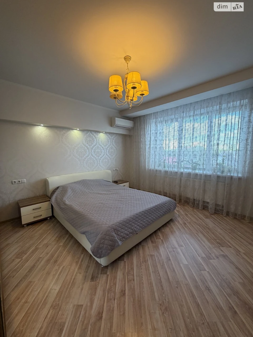 Apartment for Sale: Green Parrot