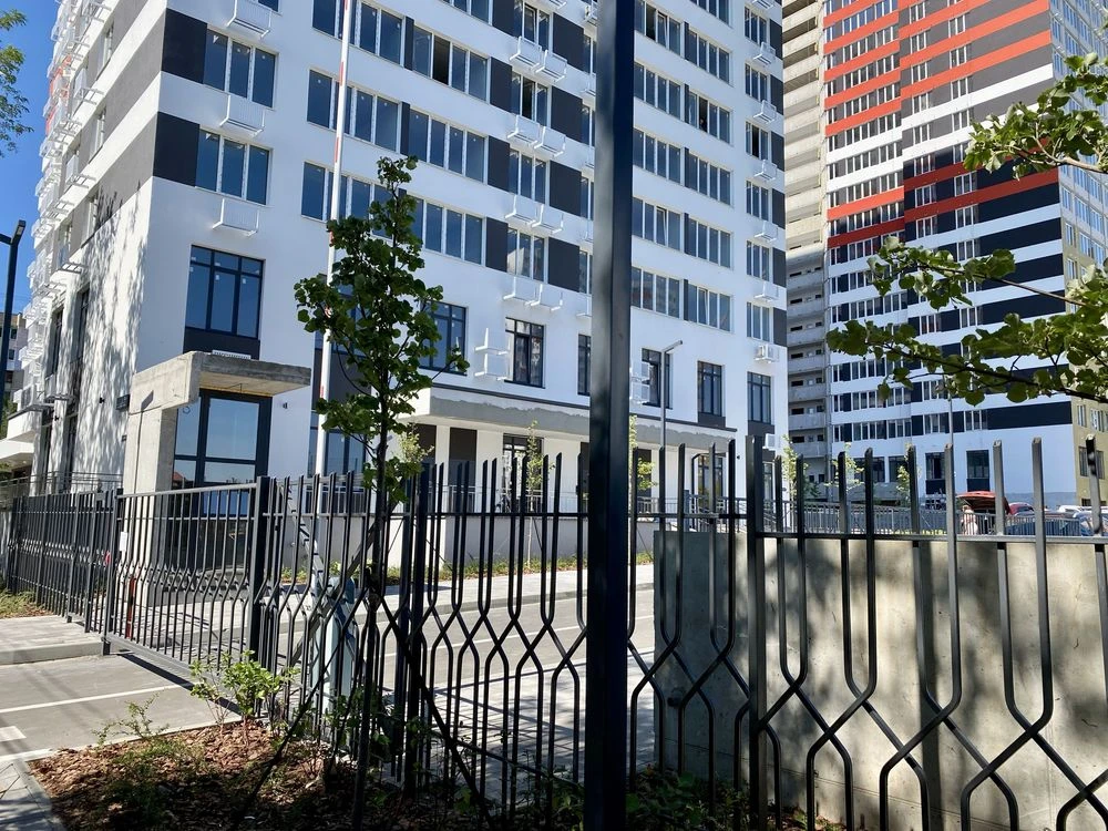 Продам 1 кімнатну квартиру ЖК Атлант , Бровари, Терміново.