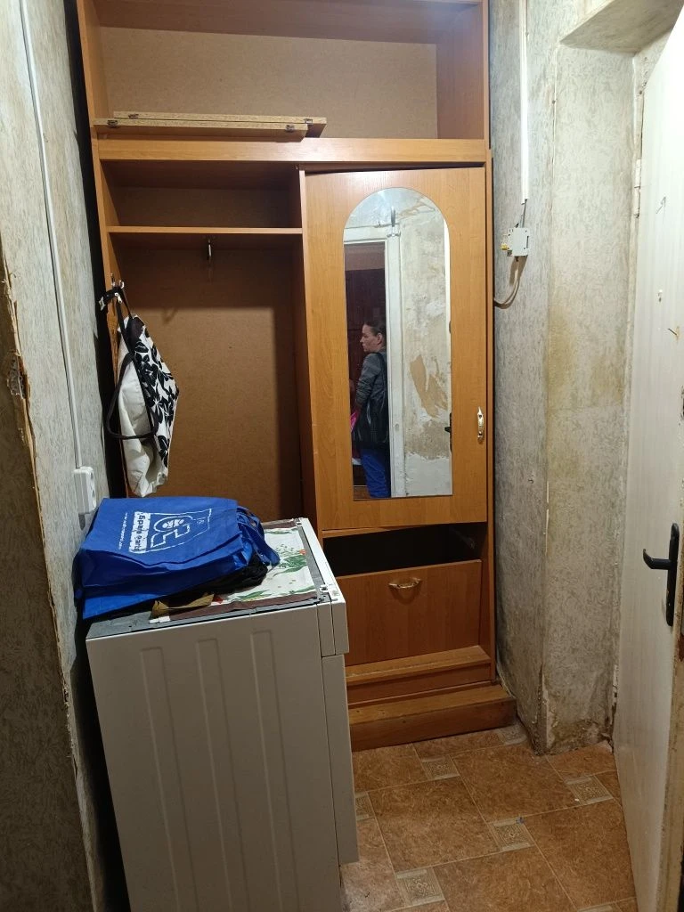 Продам однокімнатну квартиру в Броварах район масів.