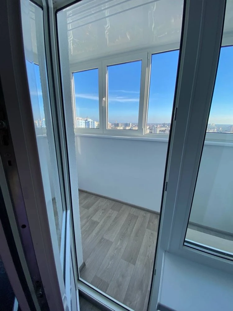 URGENT! 1-bedroom apartment for sale in a populated building in Atlant residential complex, Brovary