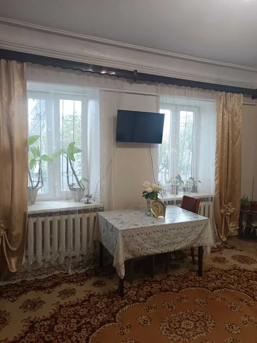 I will sell a part of a house on Slobodka major renovation