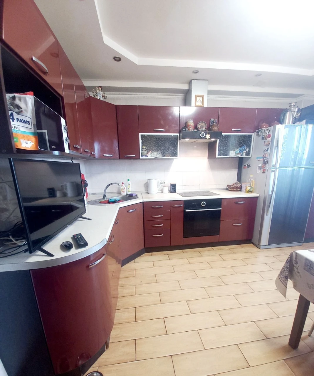 For Sale: 3-Bedroom Apartment near Grove Park