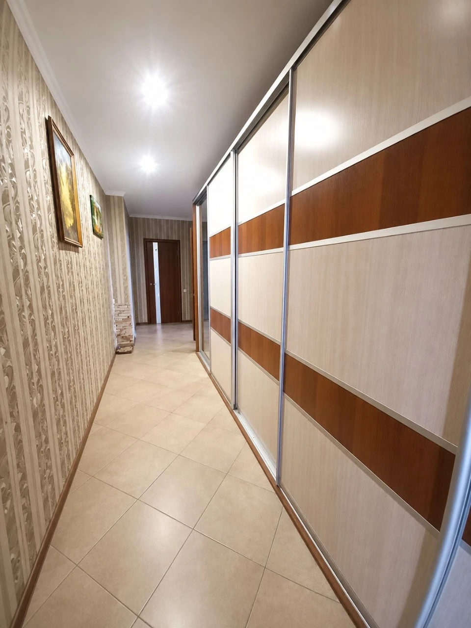 For Sale: 3-Bedroom Apartment near Grove Park
