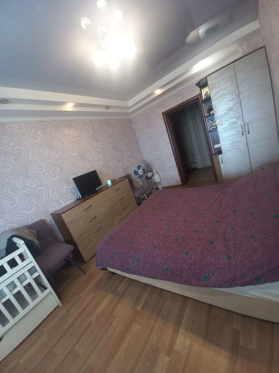 For Sale: 3-Bedroom Apartment near Grove Park