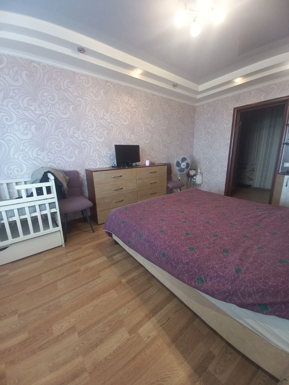 For Sale: 3-Bedroom Apartment near Grove Park