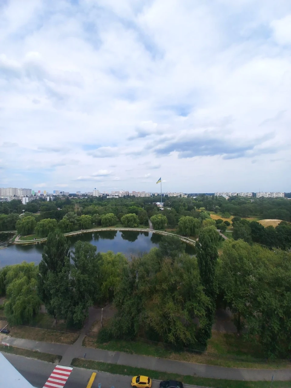 For Sale: 3-Bedroom Apartment near Grove Park