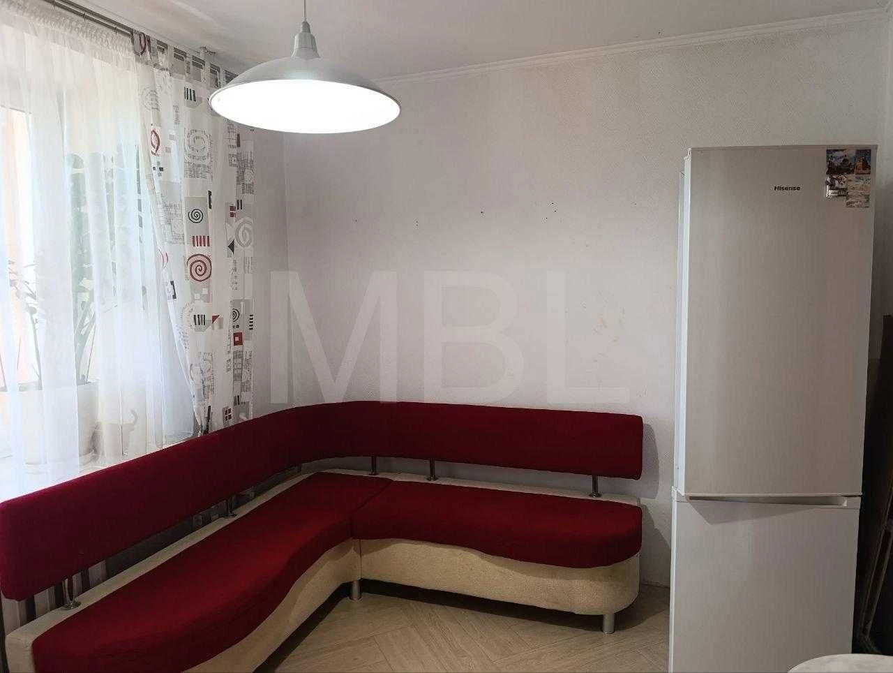 Продається велика 1-кімнатна квартира в Броварах