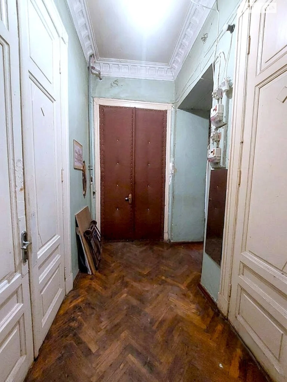 Room for sale Center