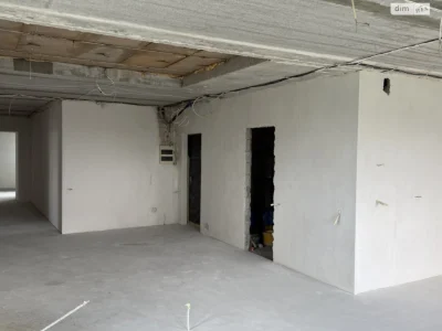 Apartment for Sale: Green Parrot