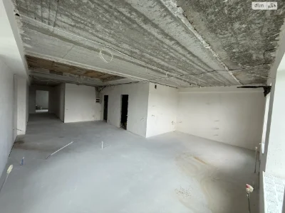 Apartment for Sale: Green Parrot