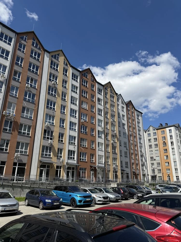 For Sale: Two-story 1-bedroom apartment in ЖК Skandia, 56.3