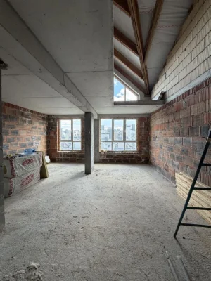 For Sale: Two-story 1-bedroom apartment in ЖК Skandia, 56.3
