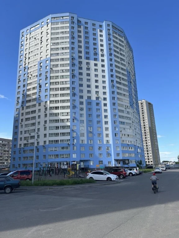 Продається 3-кімнатна квартира в новобудові на Москаленка!