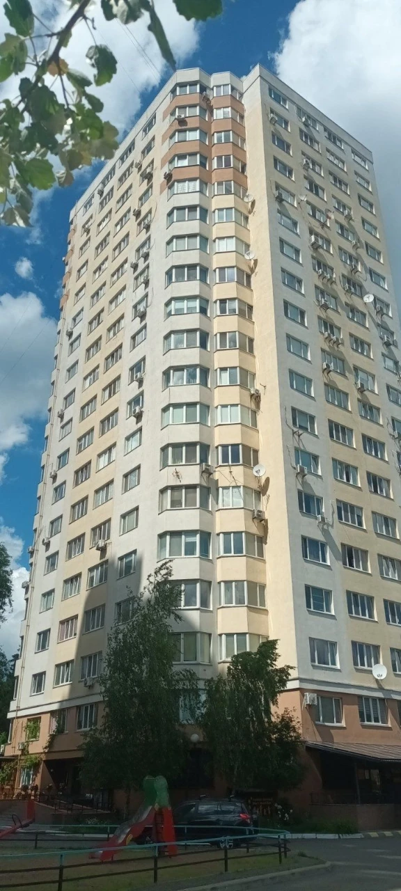 For Sale: 2 room apartment, 74.7 sq.m., Kupava residential complex, Simonenka, near metro.