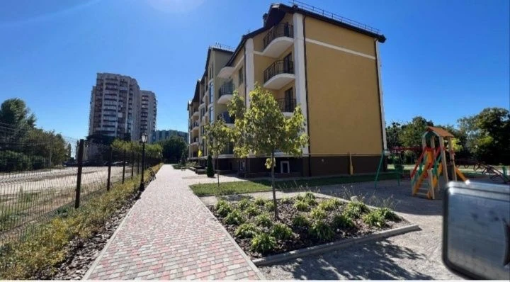 Продам 2к кв. ЖК Гранд Парк