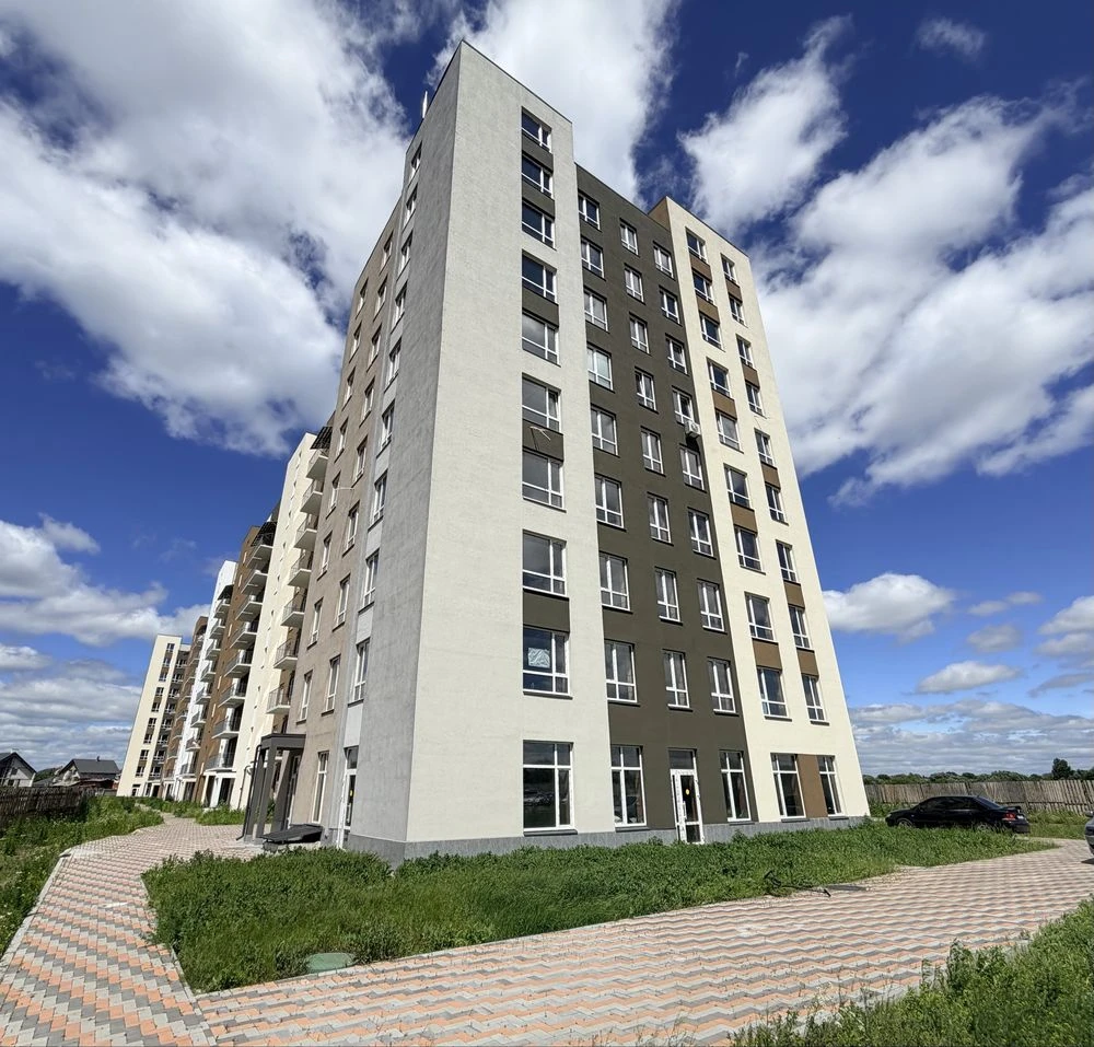 Продажа 3-квартирного пентхауса 79 м2 с террасой по ул. Героев Крут, 2 в