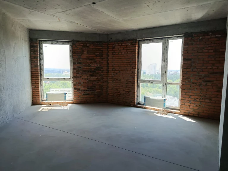 Продаж 2 кімн. квартири 75 кв.м. . є-Оселя. Бровари, Сокура