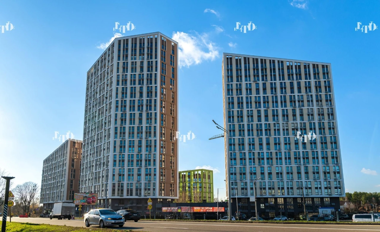 Продаж 2 кімн. квартири 75 кв.м. . є-Оселя. Бровари, Сокура