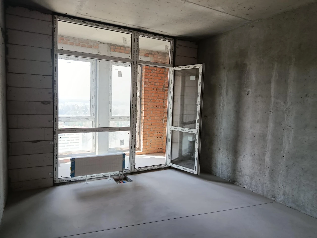 Продаж 2 кімн. квартири 75 кв.м. . є-Оселя. Бровари, Сокура