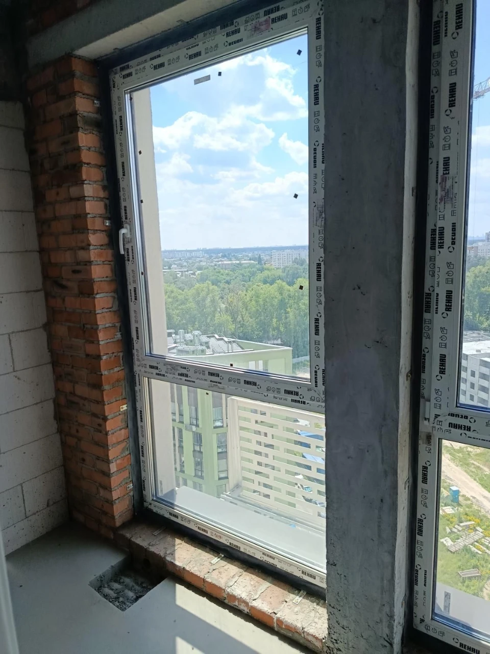 Продаж 2 кімн. квартири 75 кв.м. . є-Оселя. Бровари, Сокура
