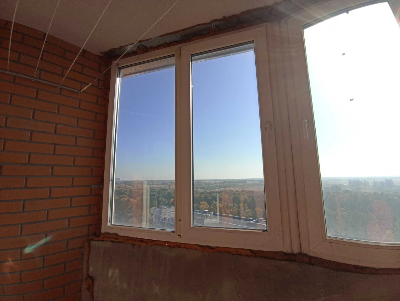 Продаж просторої 1-кімнатної квартири з ремонтом, 48 м², Бро