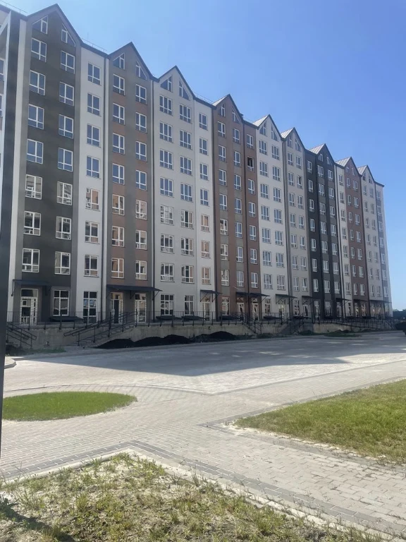 For Sale: Apartment in the "Scandia" residential complex (Brovarsky district).