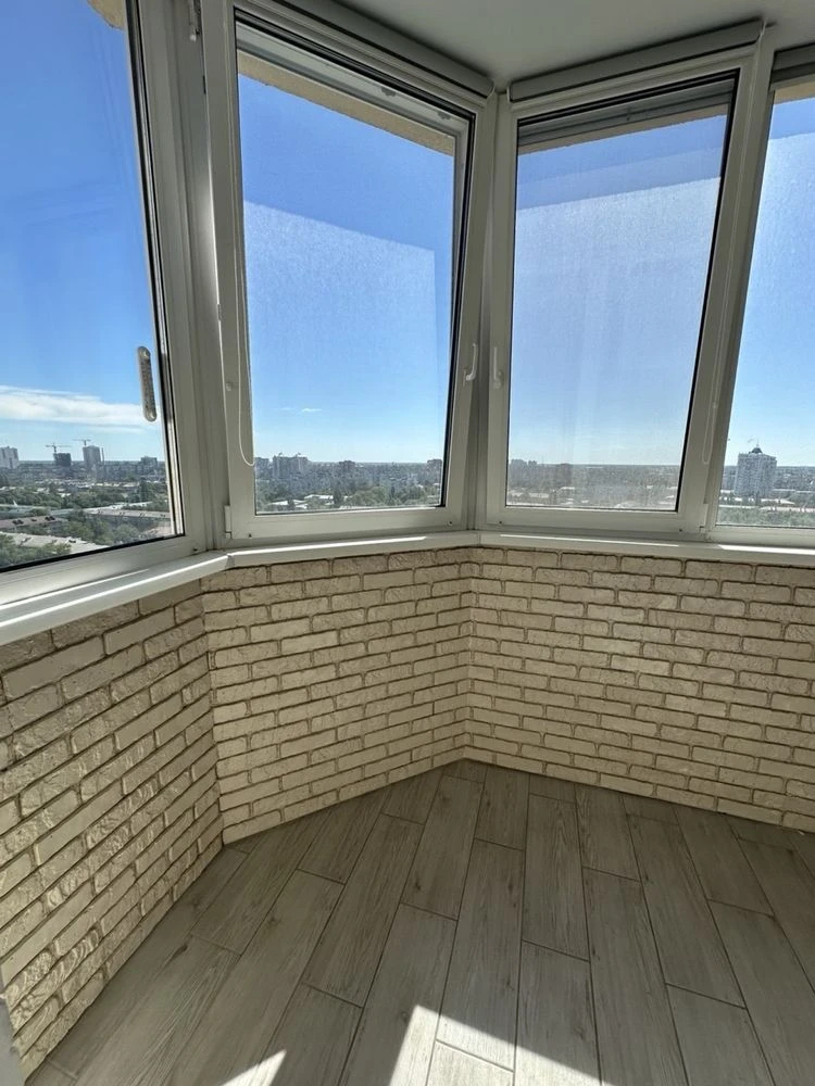 FOR SALE 2-room apartment in the "Lesovy Kvartal" residential complex, 71.7 sq.m!