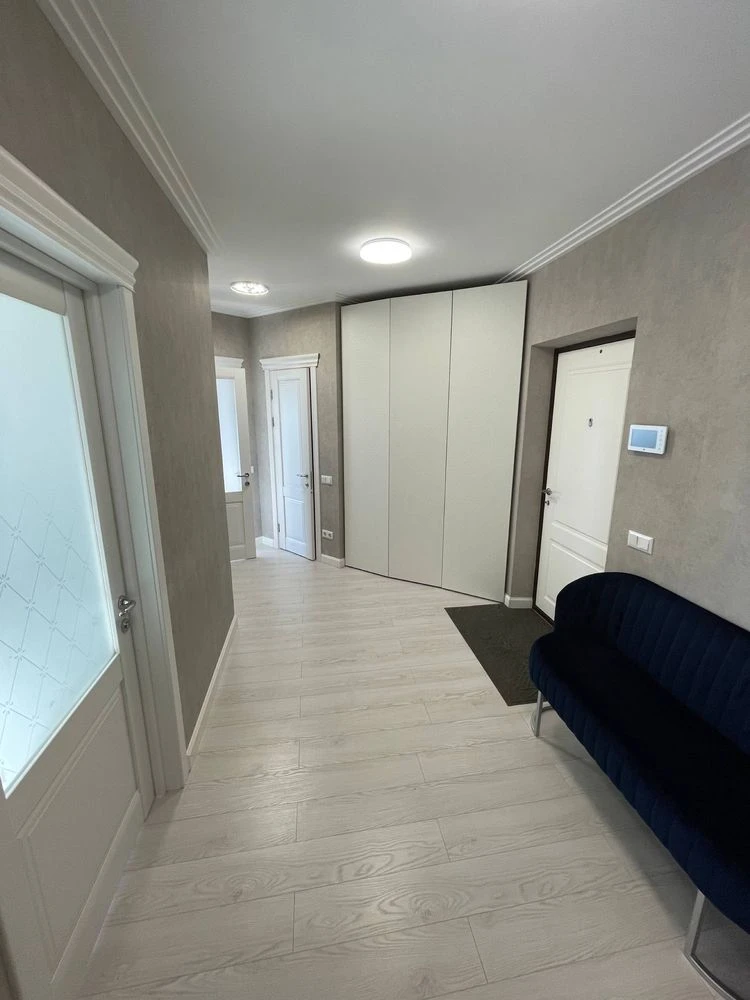 FOR SALE 2-room apartment in the "Lesovy Kvartal" residential complex, 71.7 sq.m!
