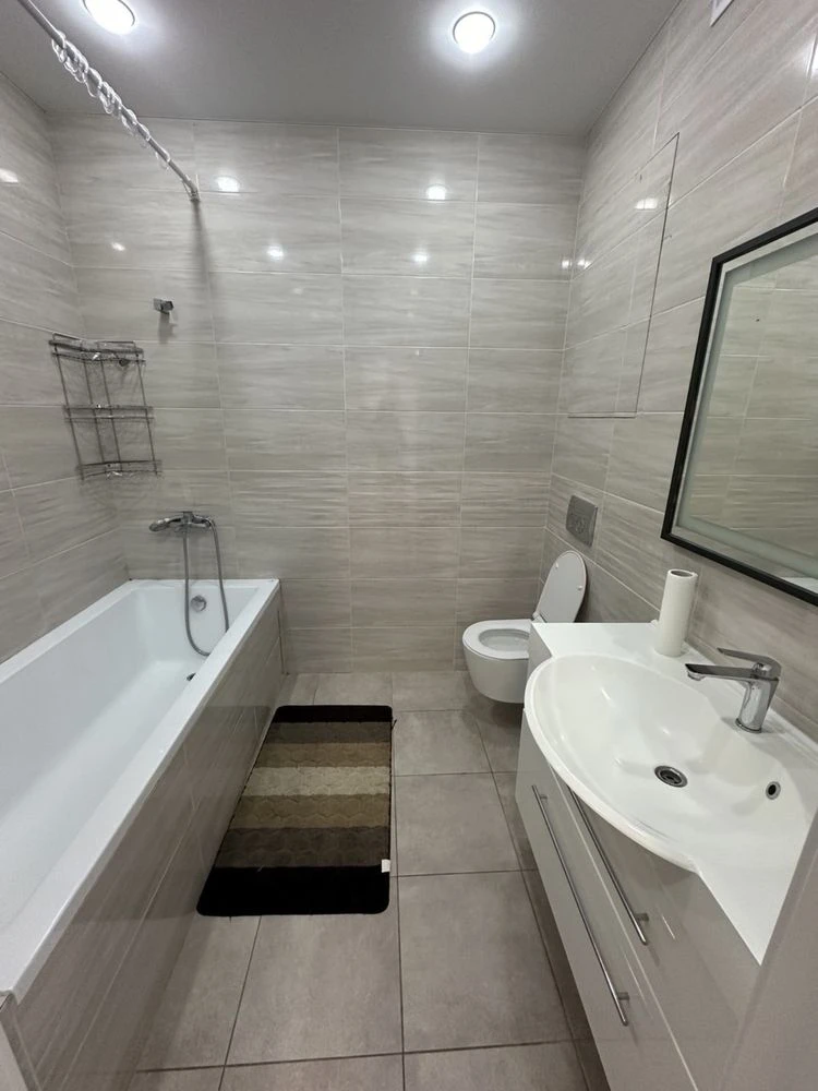 FOR SALE 2-room apartment in the "Lesovy Kvartal" residential complex, 71.7 sq.m!
