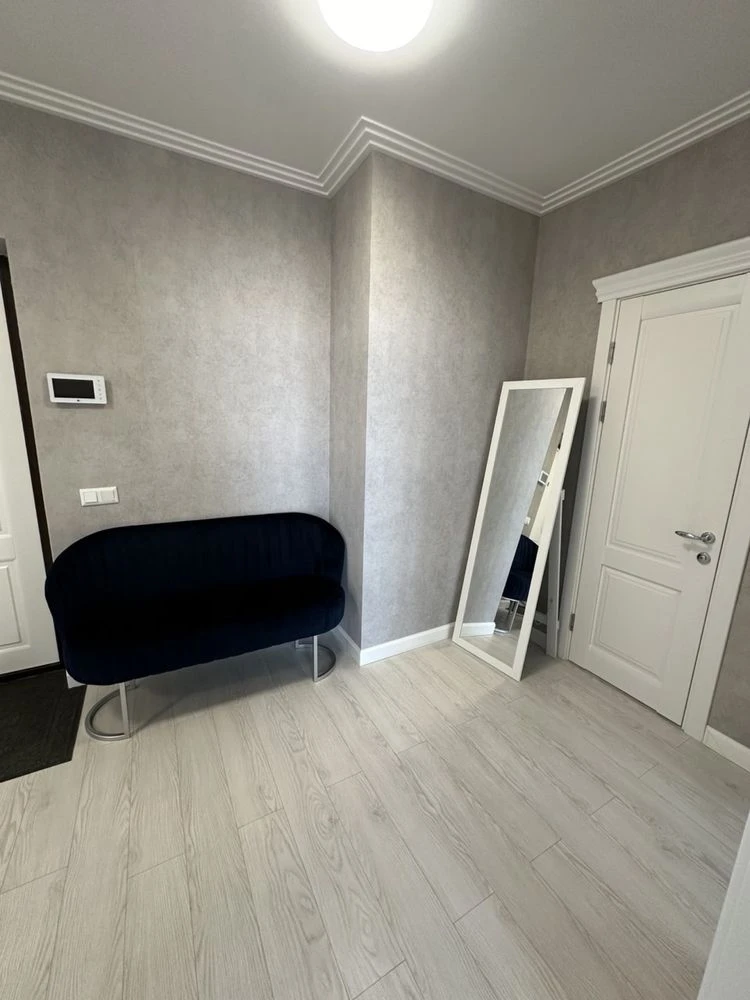 FOR SALE 2-room apartment in the "Lesovy Kvartal" residential complex, 71.7 sq.m!