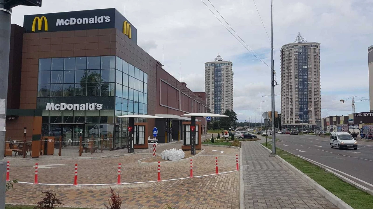 REMODELED! Brovary, center! Street Kyivska, near McDonalds! 2