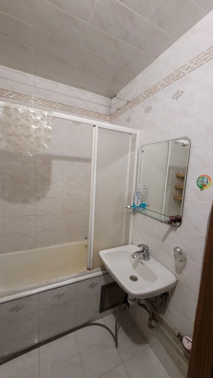Продається трикімнатна квартира Бровари Чорних Запорожців 60