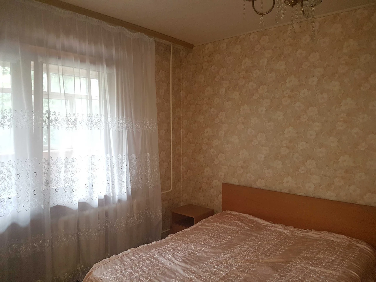 Продається трикімнатна квартира Бровари Чорних Запорожців 60