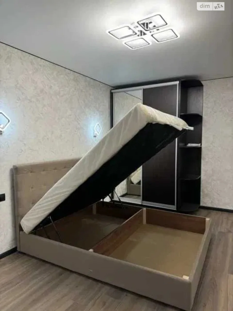 Продаж Квартира