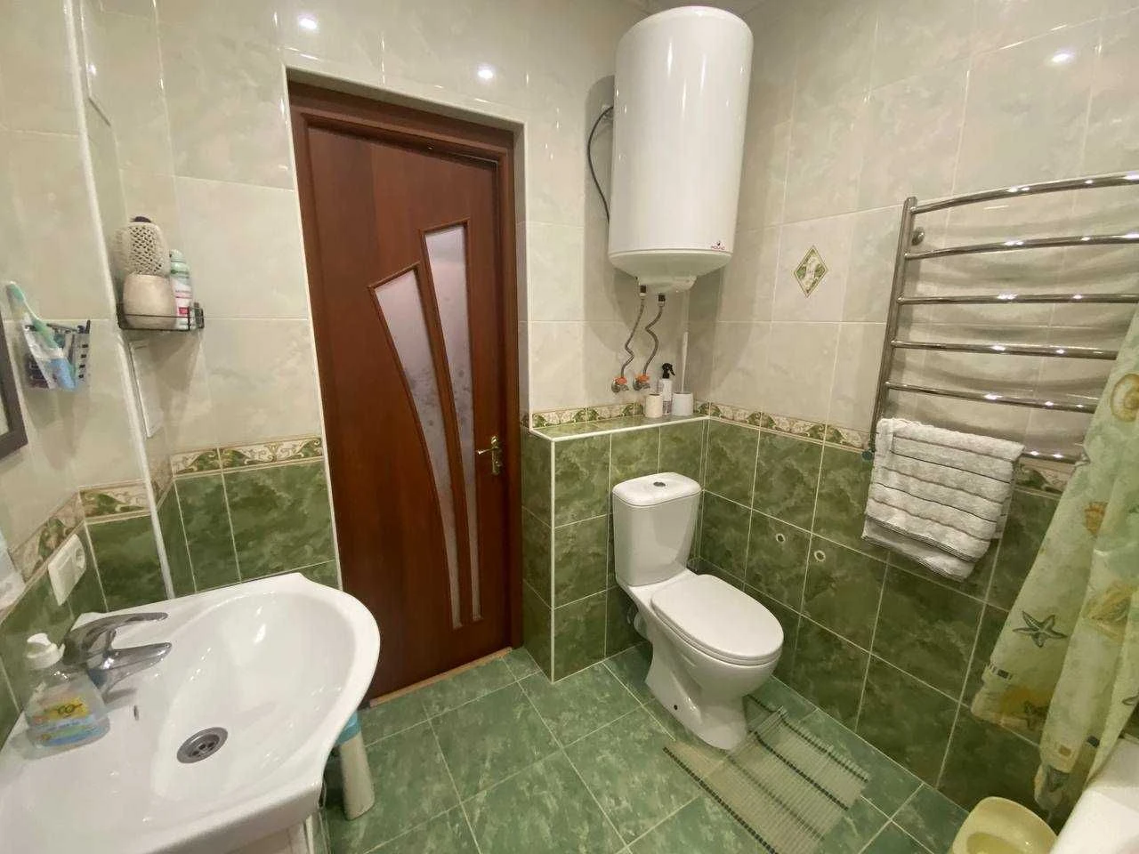 Бровари , вул. Грушевського , 21