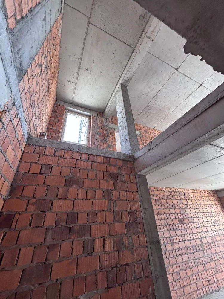 APARTMENT BUILDING‼️ Residence | Spacious two-story apartment with an open