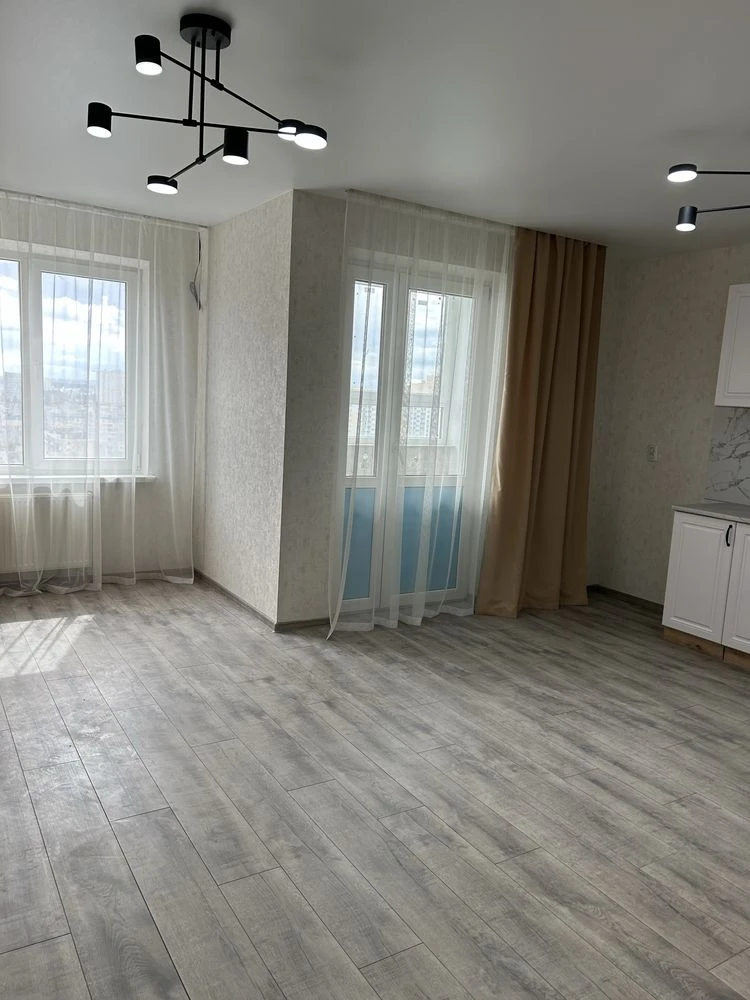 No commission. Selling 1-bedroom apartment, 37 sq m, Metallurgiv 35