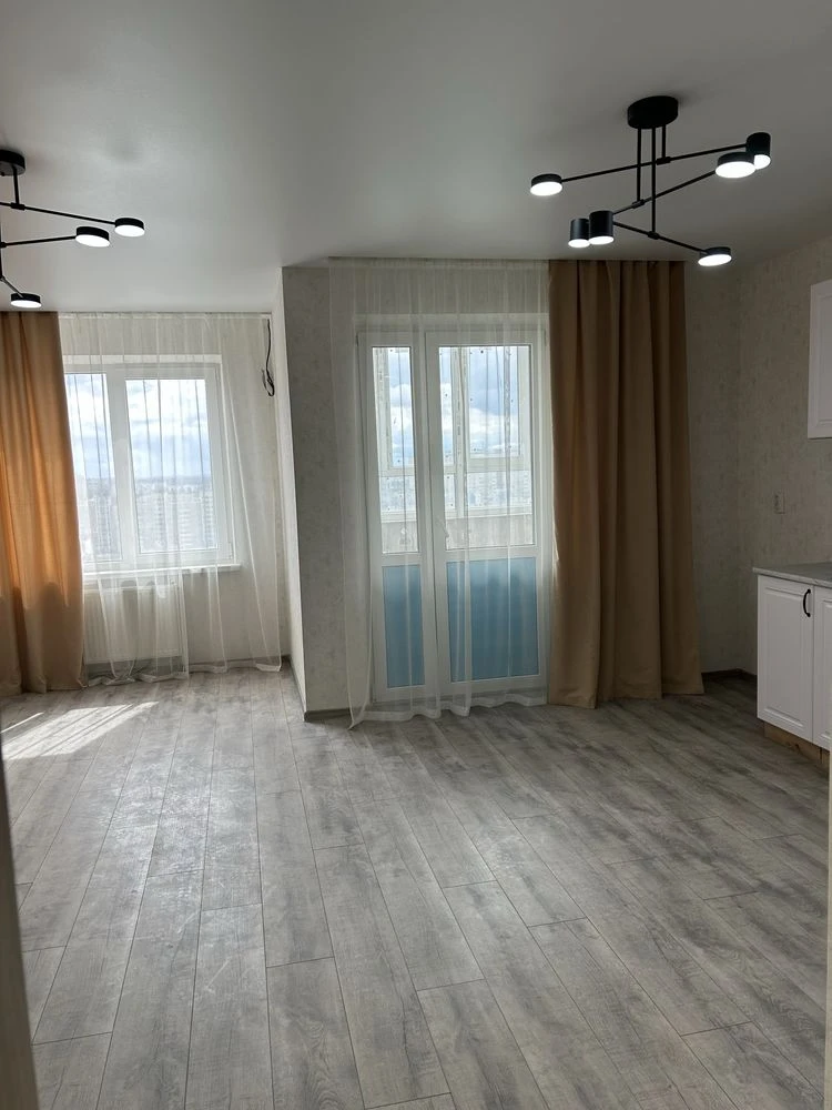 No commission. Selling 1-bedroom apartment, 37 sq m, Metallurgiv 35