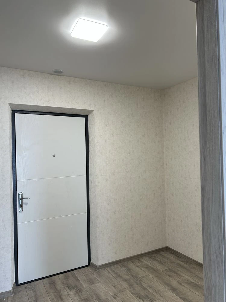 No commission. Selling 1-bedroom apartment, 37 sq m, Metallurgiv 35