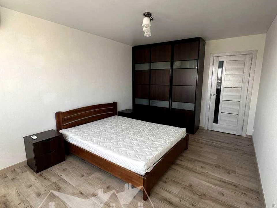 Apartment. Brovari, Vasyl Sимоненka Street